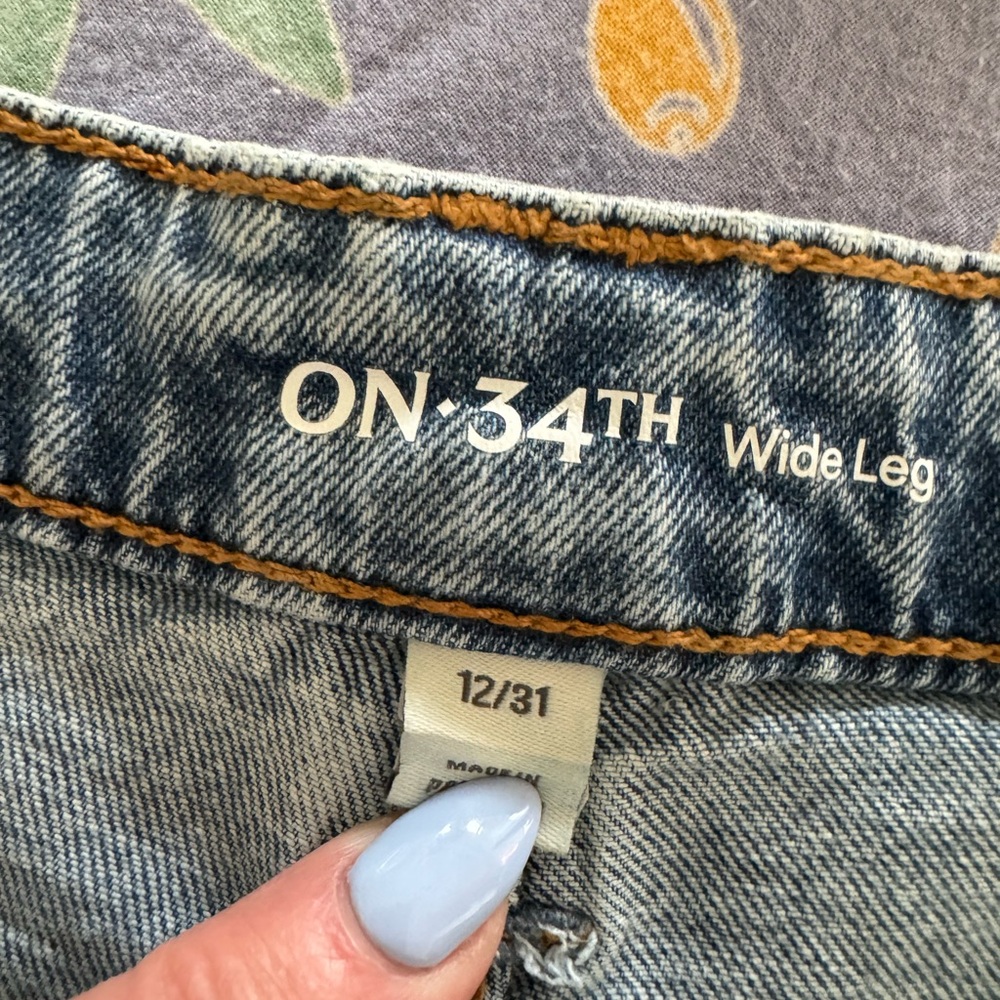 Super cute washed denim wide leg size 12 jean.